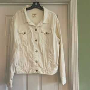 Old Navy women’s white jean jacket-Size XL